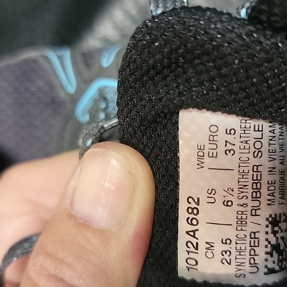 Asics Gel - Venture 7 size 6.5 - Picture 9 of 10